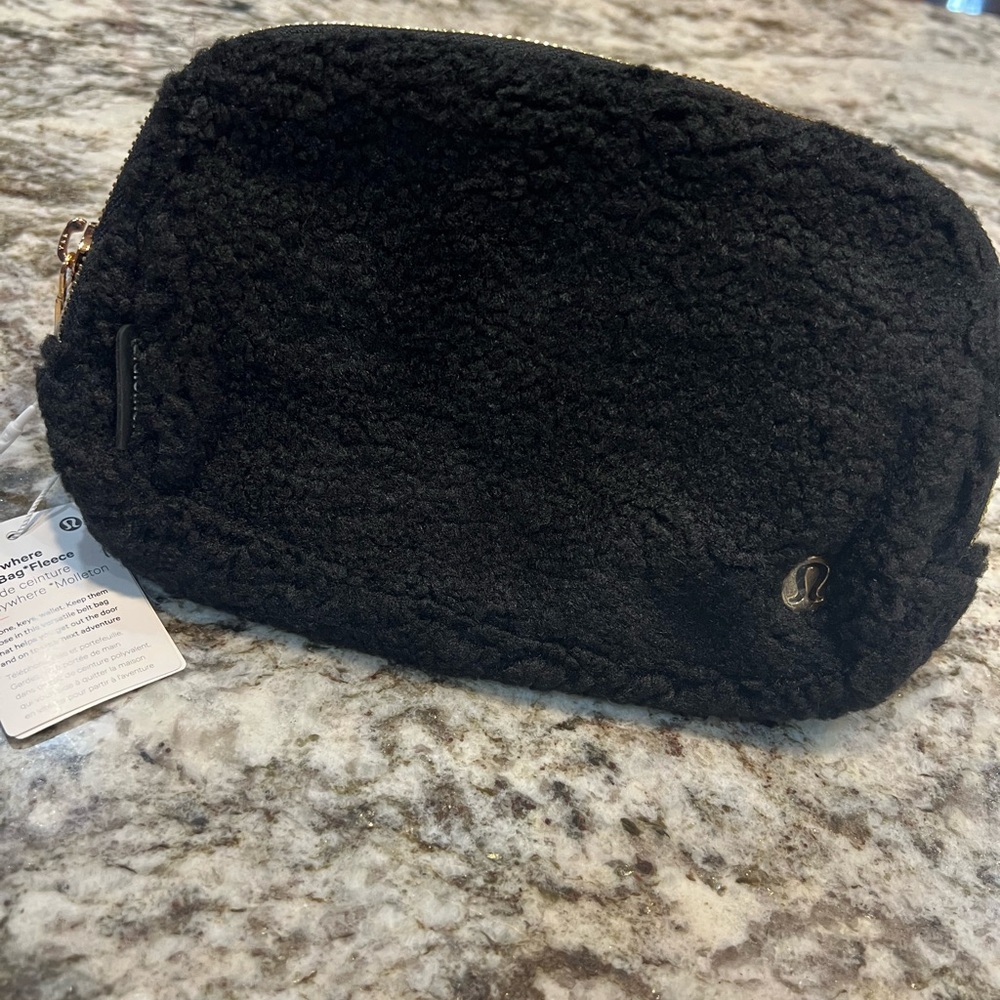 Lemon Black Sherpa Bag